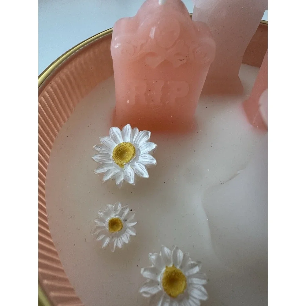 New Cupcakes & Cashmere Pink Ghost 'You've Been Ghosted'‎ Viral Candle Halloween